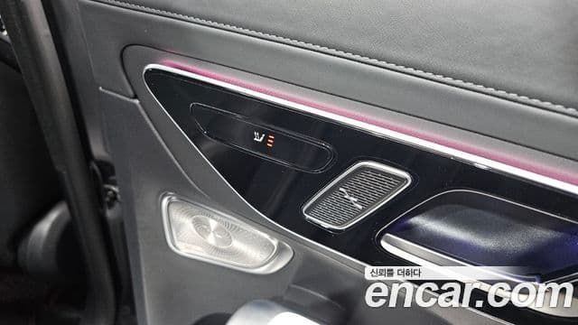Mercedes-Benz GLC-Class 2024 — ფოტო 19/20