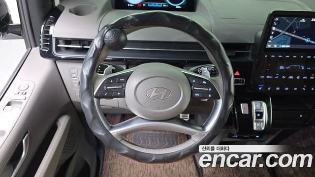 Hyundai Staria 2025 — ფოტო 13/20