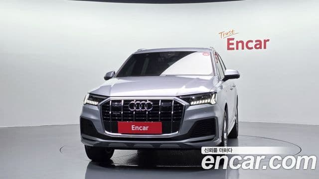 Audi Q7 2021 — Фото 3/20