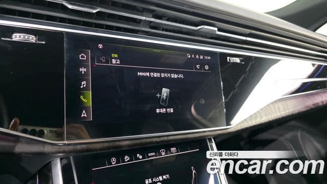 Audi Q7 2021 — Фото 16/20