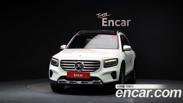 Mercedes-Benz GLB-Class 2024 — Şəkil 3/20
