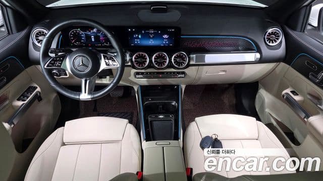 Mercedes-Benz GLB-Class 2024 — Şəkil 7/20