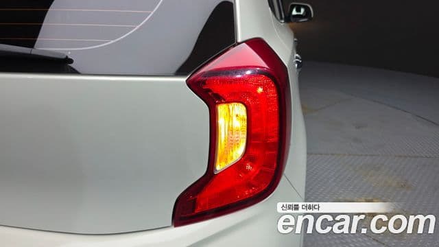 Kia Morning Urban 2023 — ფოტო 8/29