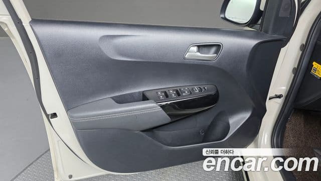 Kia Morning Urban 2023 — ფოტო 23/29