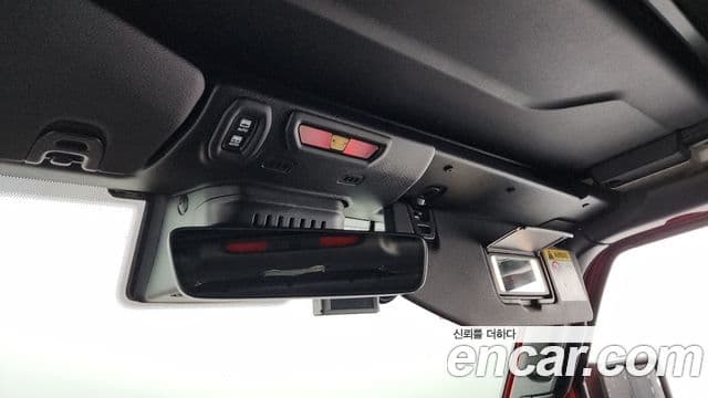 Jeep Wrangler 2021 — ფოტო 27/29