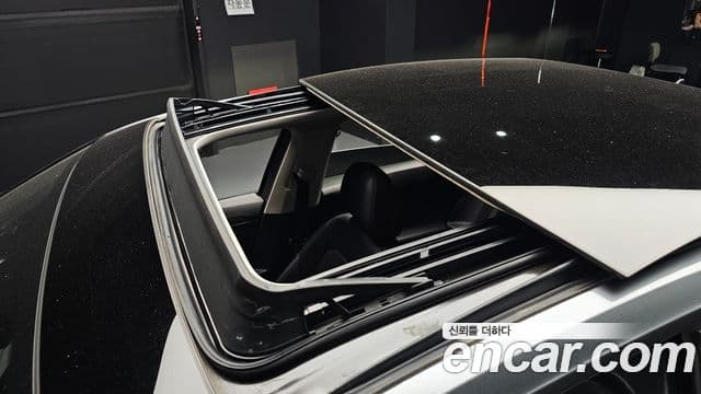 Volkswagen Jetta 2021 — ფოტო 19/20