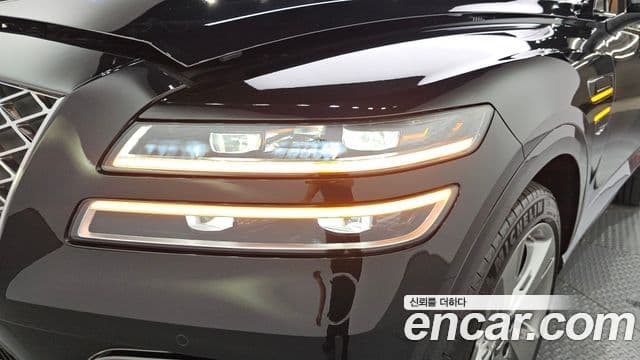 Genesis GV80 2022 — ფოტო 13/34