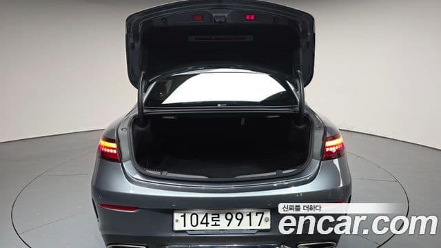 Mercedes-Benz E-Class 2021 — Şəkil 20/20