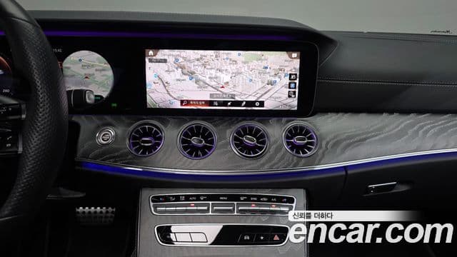 Mercedes-Benz E-Class 2021 — ფოტო 10/36