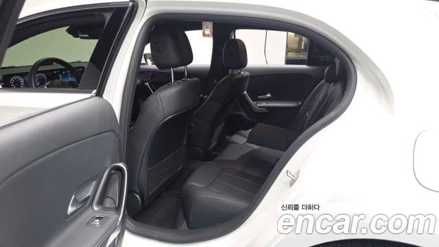 Mercedes-Benz A-Class 2025 — Şəkil 12/20