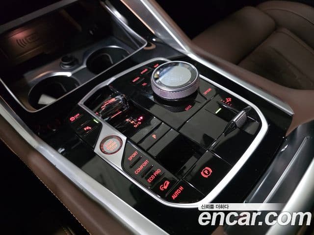 BMW X6 2025 — ფოტო 8/18