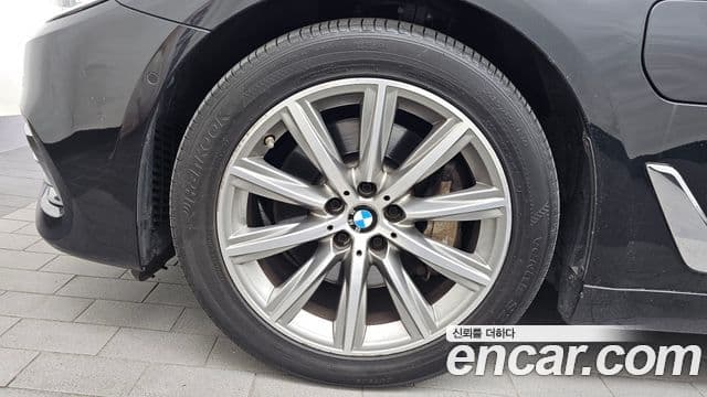 BMW 5 Series 2020 — фото 5 из 20
