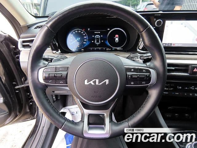 Kia K5 2022 — Şəkil 6/20