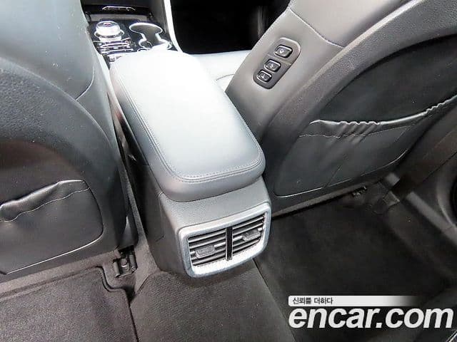 Kia K5 2022 — Şəkil 17/20