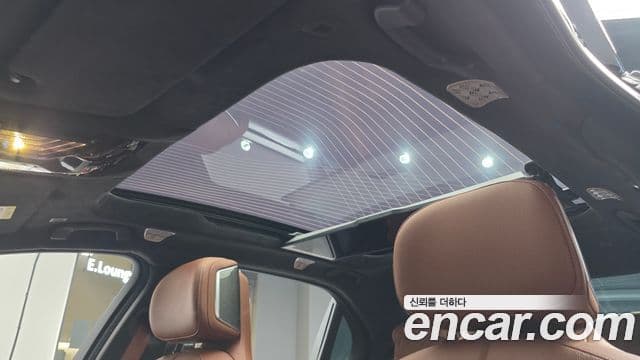 BMW i7 2024 — ფოტო 7/32