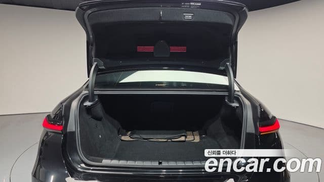 BMW i7 2024 — ფოტო 31/32