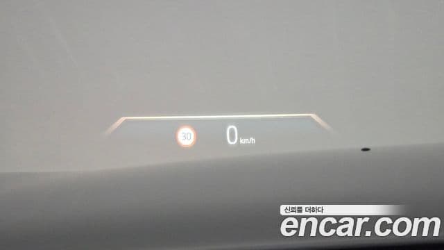 BMW i7 2024 — ფოტო 18/32