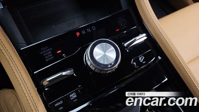 Jeep Grand Cherokee 2023 — Фото 9/20