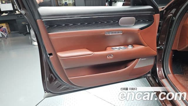 Genesis G90 2022 — Photo 20/36