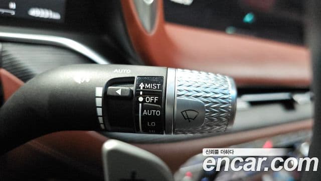 Genesis G90 2022 — Photo 2/36