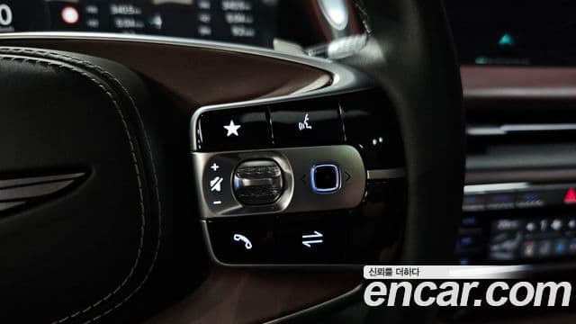 Genesis G90 2022 — Photo 15/36