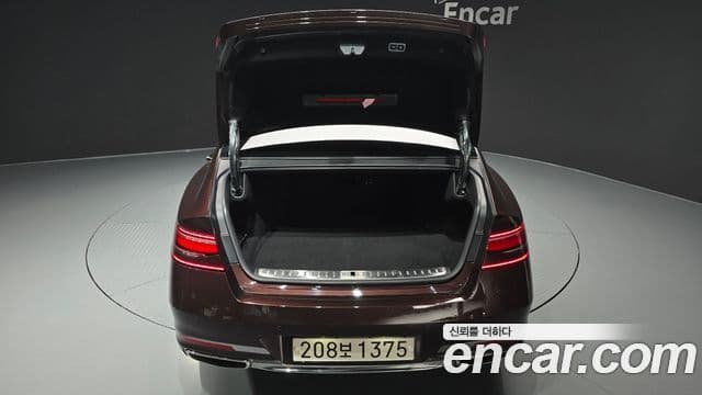 Genesis G90 2022 — Photo 30/36