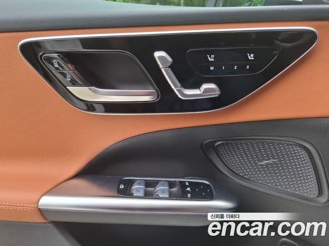Mercedes-Benz C-Class 2025 — Şəkil 13/18
