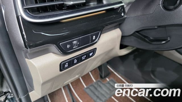 Kia Carnival 2025 — Фото 16/20