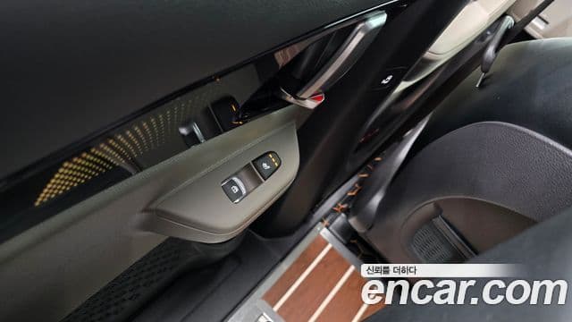 Kia Carnival 2025 — Фото 20/20