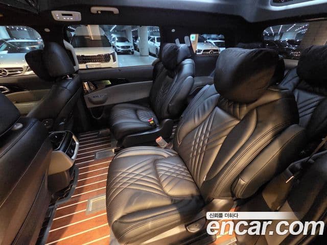 Kia Carnival 2025 — Photo 16/39