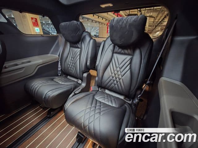 Kia Carnival 2025 — Photo 4/39