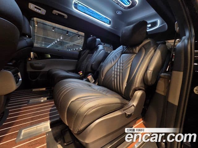 Kia Carnival 2025 — Photo 35/39