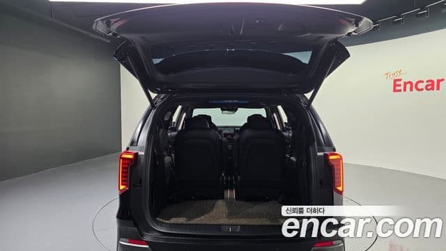 Kia Carnival 2025 — Photo 36/39