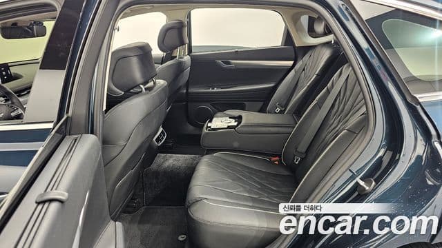 Genesis Electrified G80 2021 — Şəkil 12/20
