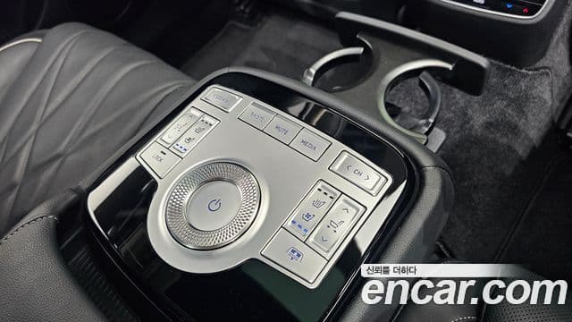 Genesis Electrified G80 2021 — Şəkil 17/20