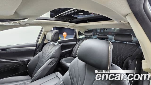 Genesis Electrified G80 2021 — Şəkil 18/20