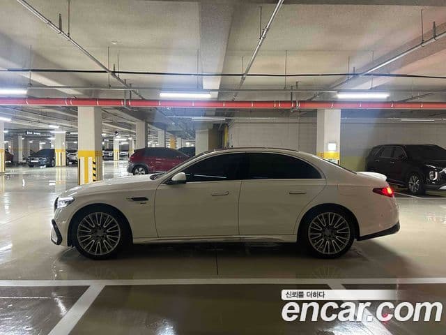 Mercedes-Benz E-Class 2025 — фото 5 из 17