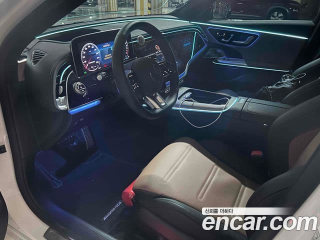 Mercedes-Benz E-Class 2025 — фото 15 из 17