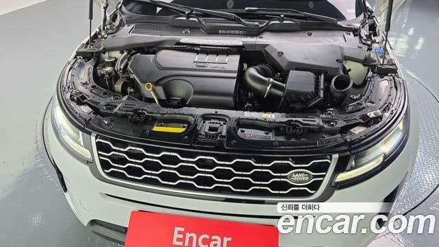 Land Rover Range Rover Evoque 2021 — Фото 6/20