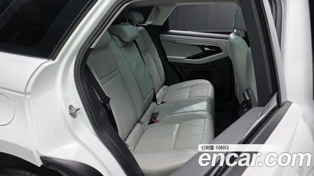 Land Rover Range Rover Evoque 2021 — Фото 11/20