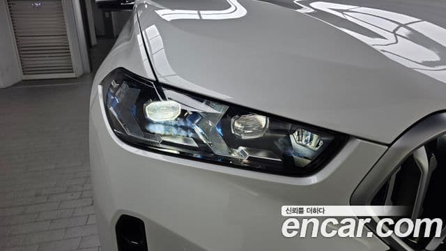 BMW X6 2025 — Photo 21/34