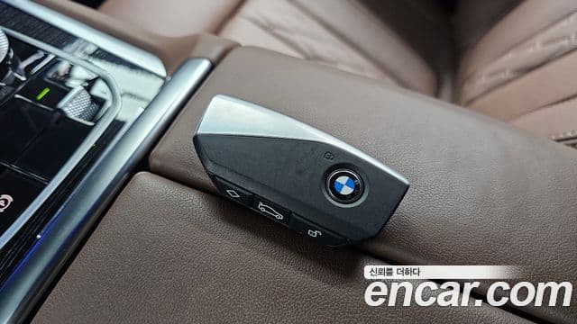 BMW X6 2025 — Photo 9/34