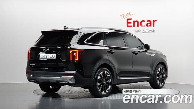 Kia Sorento 2023 — Şəkil 2/20