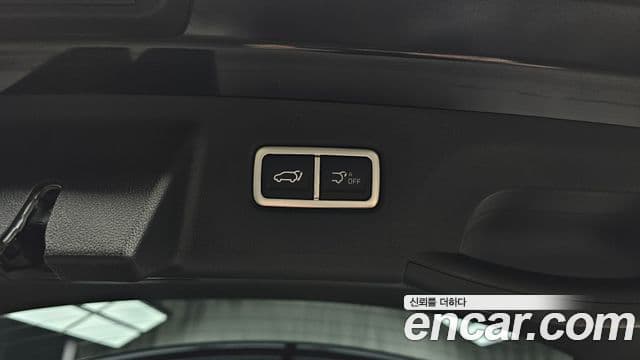 Kia Sorento 2023 — Şəkil 15/20