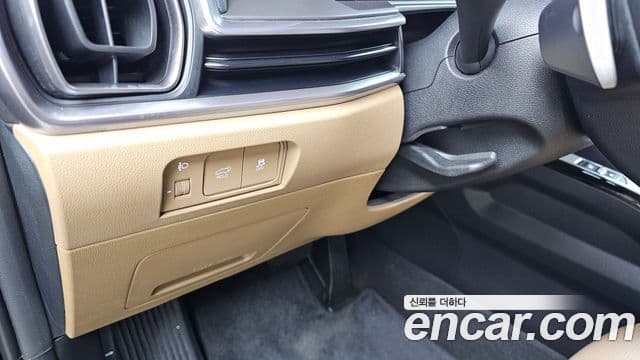 Kia Sorento 2023 — Şəkil 19/20