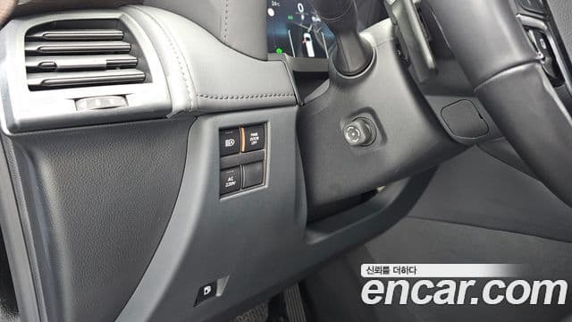Toyota Alphard 2024 — Şəkil 19/20