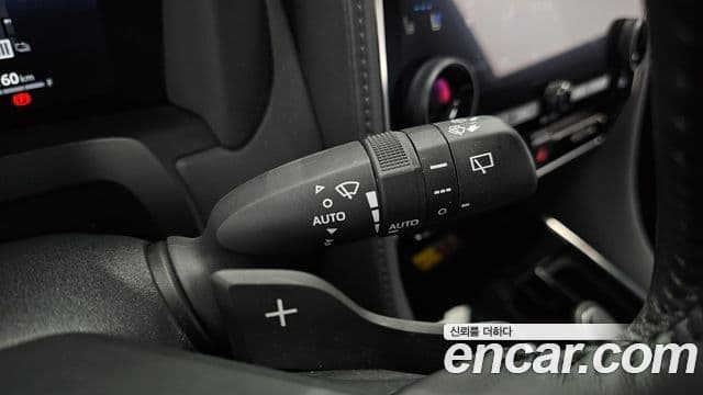 Toyota Alphard 2024 — Photo 33/40