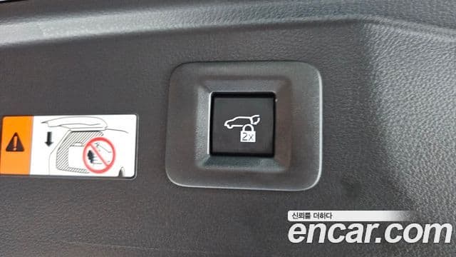 Toyota Alphard 2024 — Photo 24/40