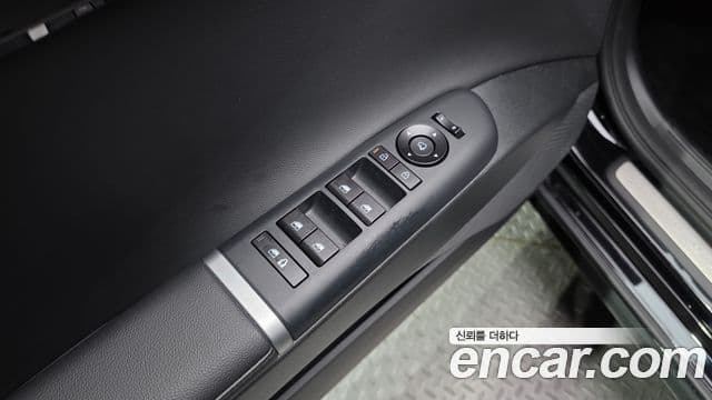 Hyundai Grandeur Hybrid 2024 — Şəkil 31/34