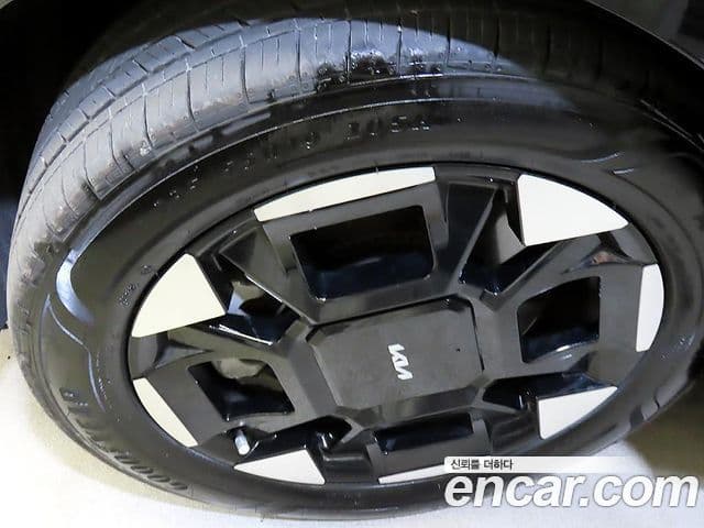 Kia Carnival 2024 — Şəkil 19/20